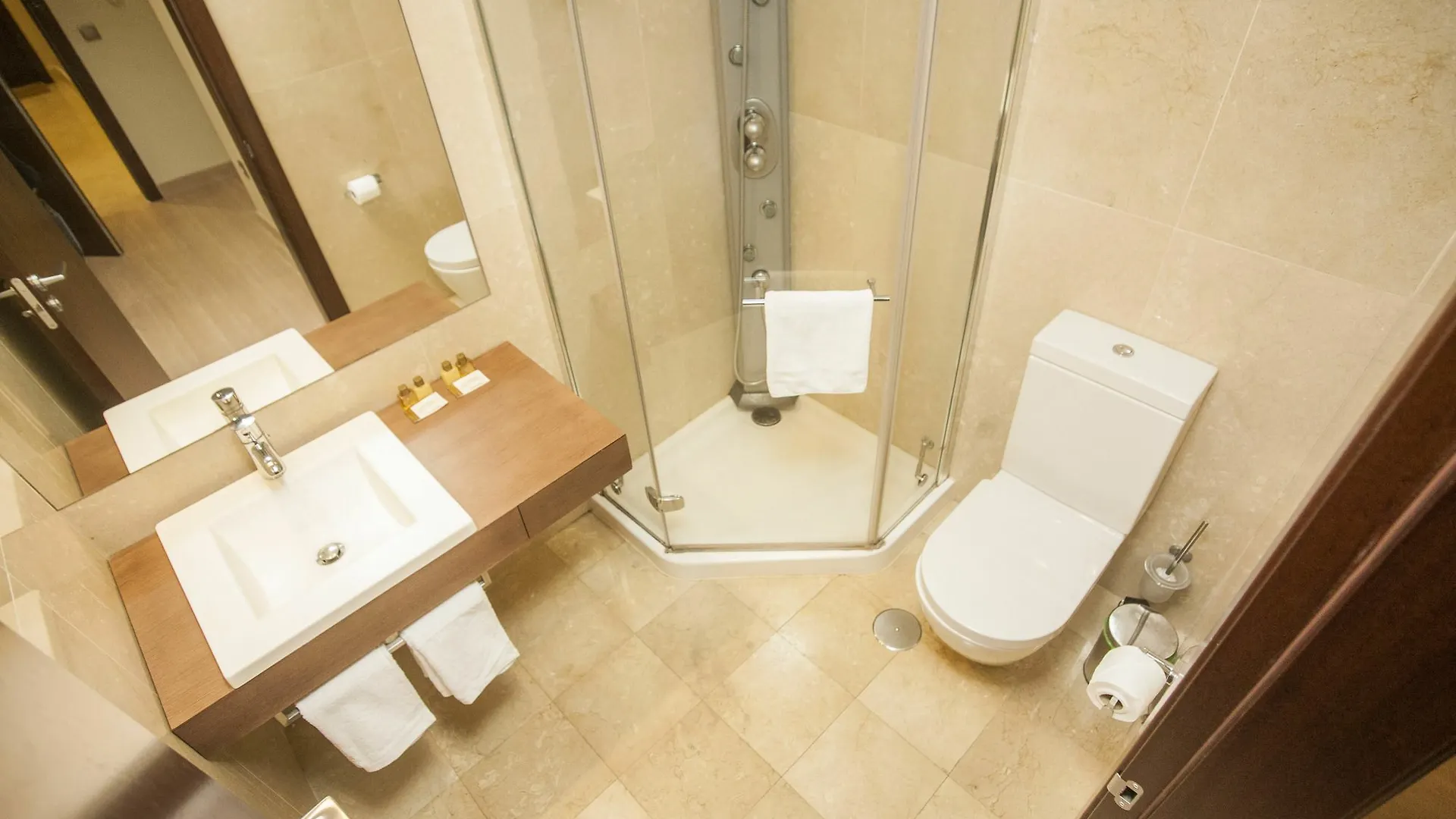 Paramount Medina Marbella 0*,